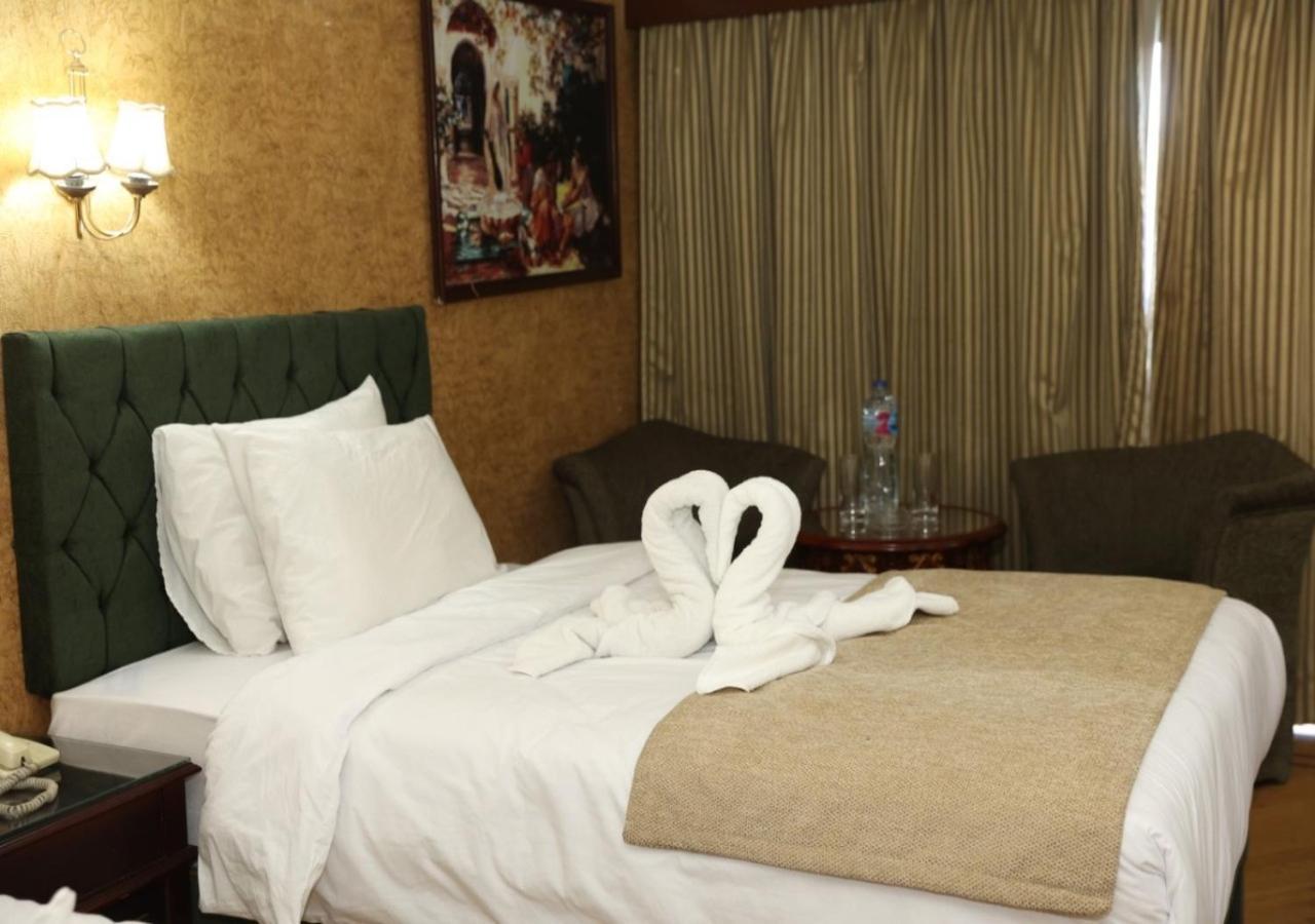 Nile Cruise Al Nabiltan Every Saturday From Luxor 4 Nights & Every Wednesday From Aswan 3 Nights Al Karnak Zewnętrze zdjęcie