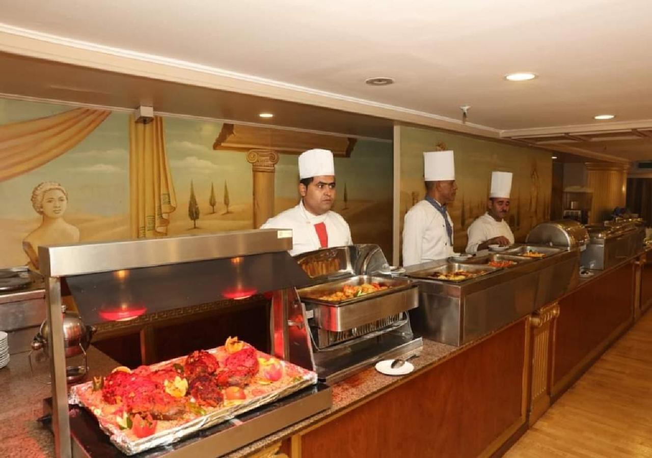 Nile Cruise Al Nabiltan Every Saturday From Luxor 4 Nights & Every Wednesday From Aswan 3 Nights Al Karnak Zewnętrze zdjęcie